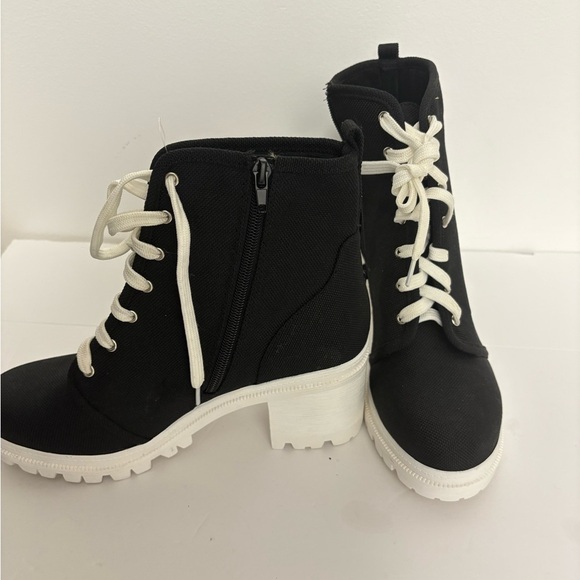 Soda Black and White Lace-Up Boots - Picture 4 of 9